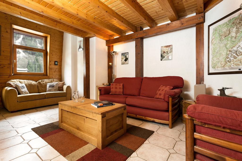 Apartment Vila 1 - Cosy Central Chamonix Loft מראה חיצוני תמונה