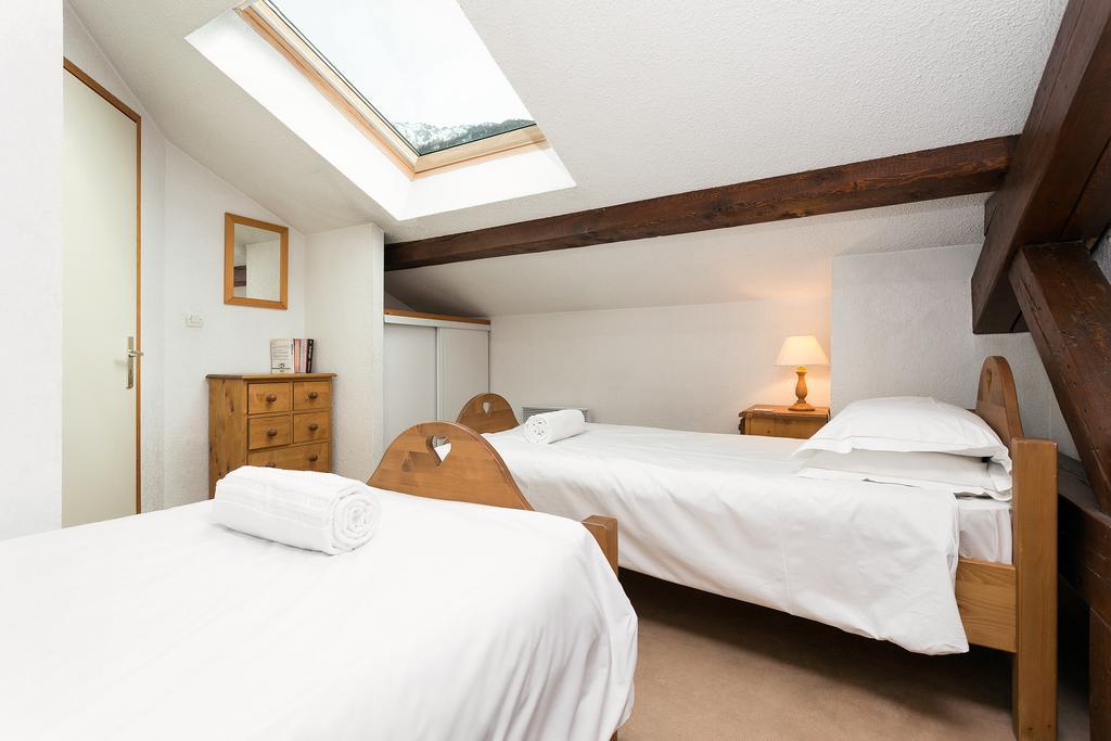 Apartment Vila 1 - Cosy Central Chamonix Loft מראה חיצוני תמונה